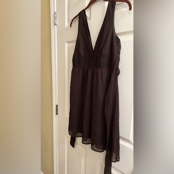 BROWN~V CUT~DRESS~2025 HOT COLOR~M - Picture 9 of 9